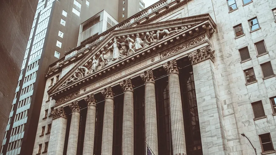Tokenized assets reach $33.5 billion as finance evolves