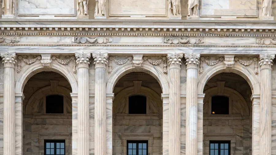 Crypto groups urge SEC to modernize ETF regulations