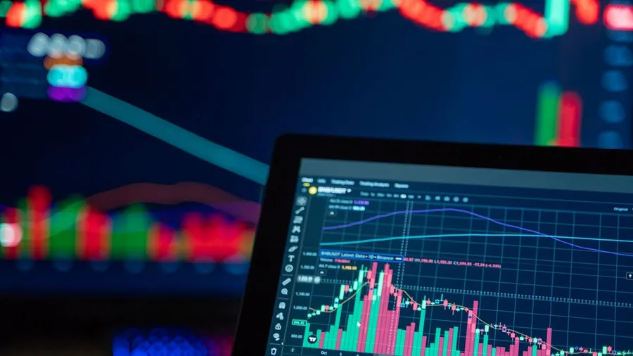 Bitcoin flash crash concerns rise amid Bart Simpson pattern