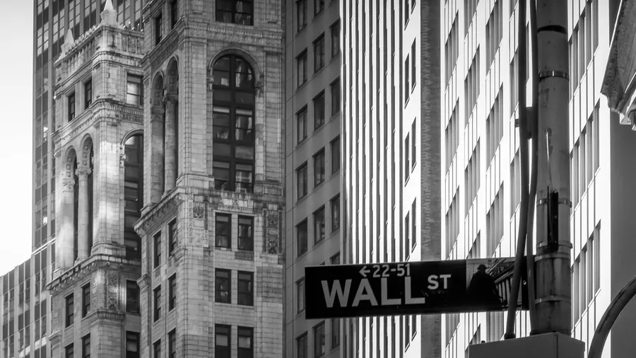 Robinhood CEO discusses control in tokenized stock debate