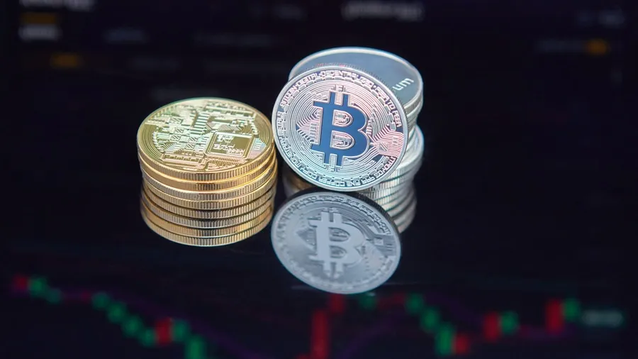 Bitcoin stagnates as viral altcoin surges 325%